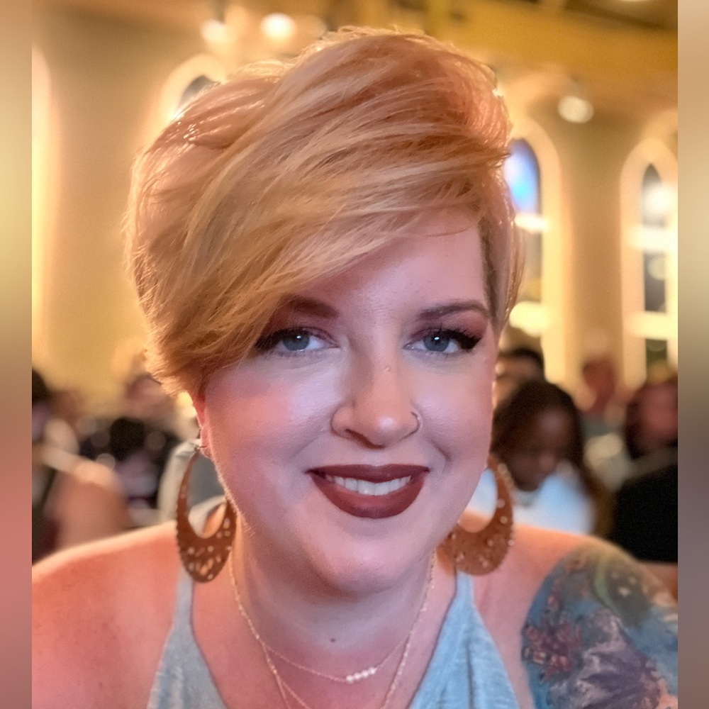 Meet your Posher, Rachael - Picture 2 of 3